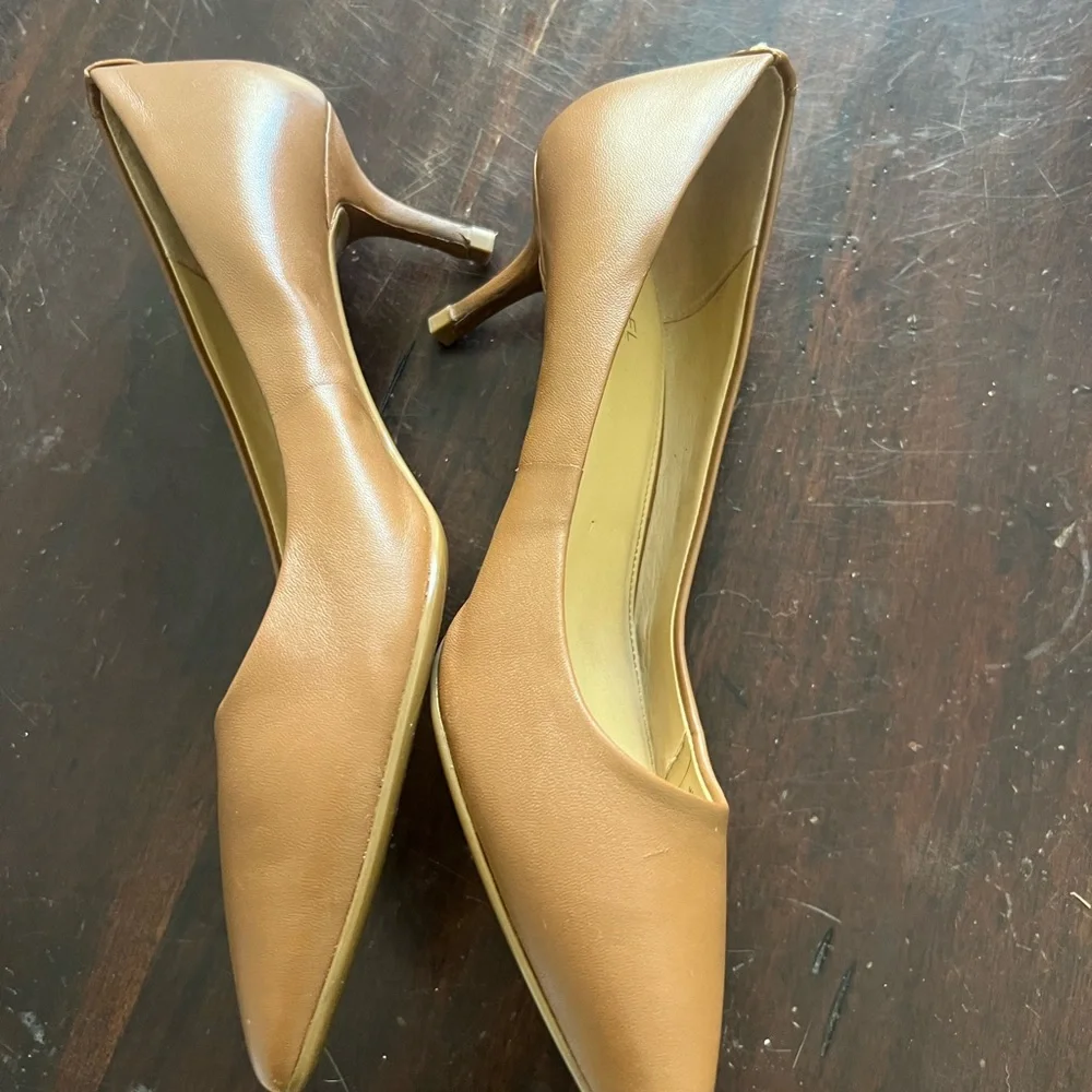 Michael Kors Tan Leather Women's Shoes small heel